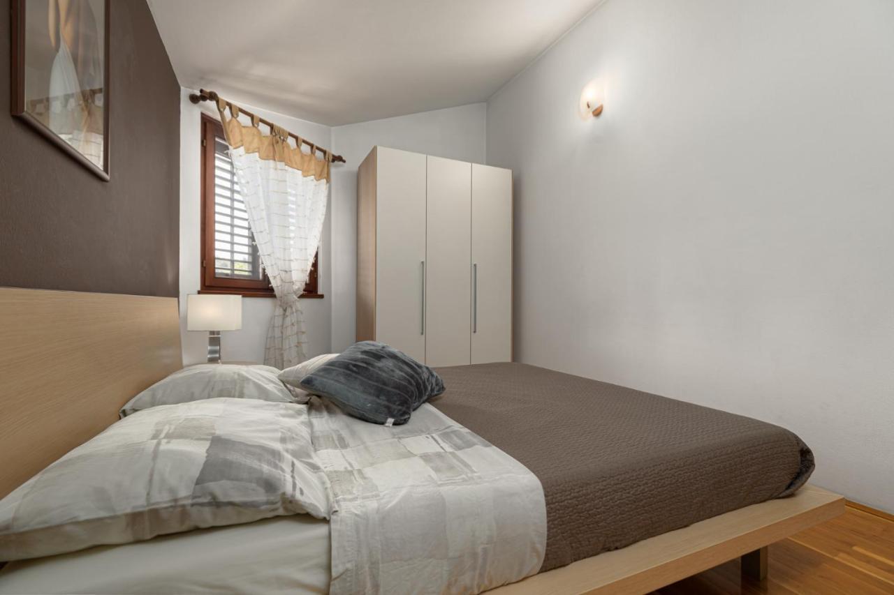 Apartamento Biba Lux Poreč Exterior foto