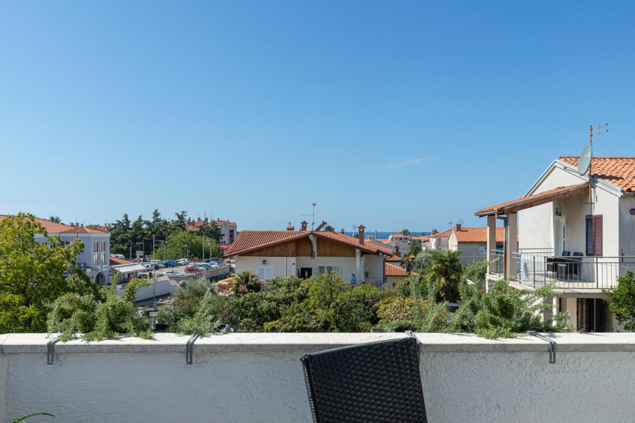Apartamento Biba Lux Poreč Exterior foto