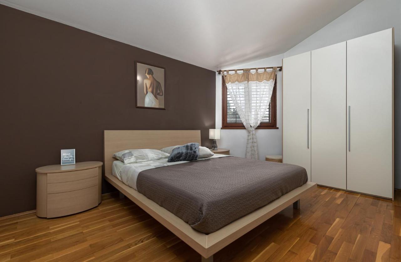 Apartamento Biba Lux Poreč Exterior foto